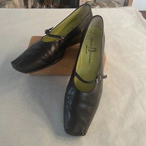 Florence Girardier black ballet flats with small strap and buckle size